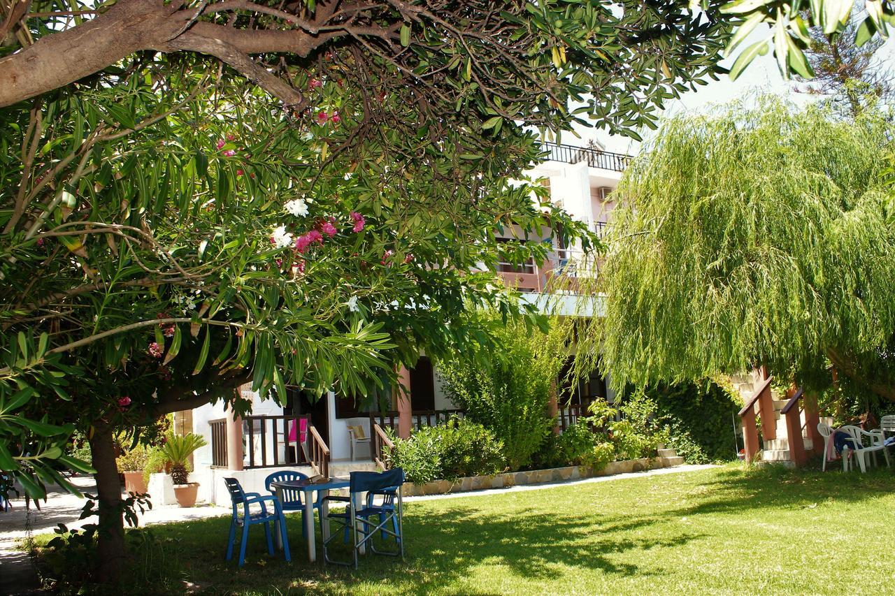 Maria'S Apartments Kalyves Extérieur photo