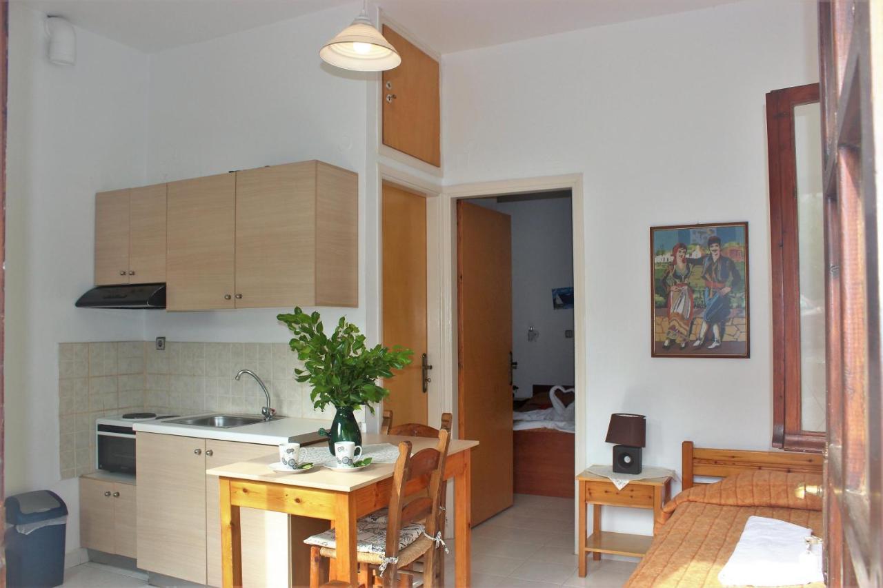 Maria'S Apartments Kalyves Extérieur photo